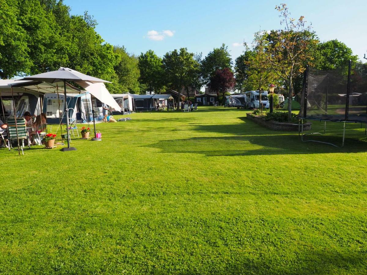 Chalet - Camping 'T Dekske Wintelre Ngoại thất bức ảnh